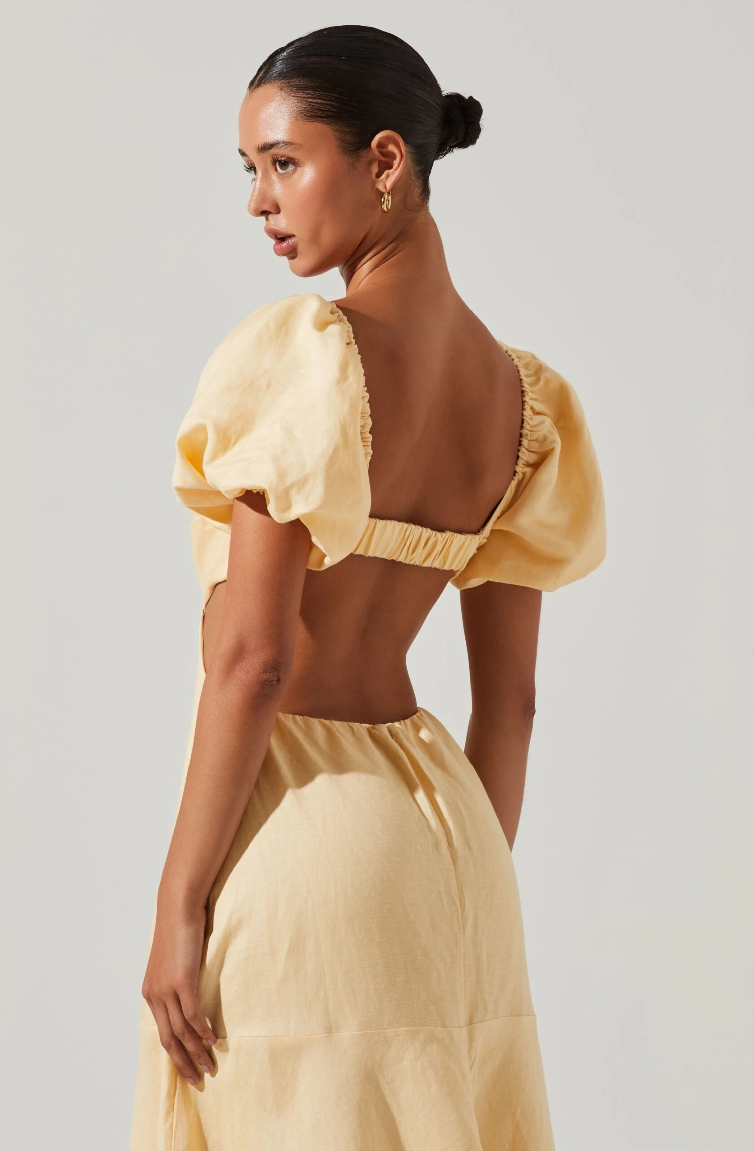 Winley Puff Sleeve Cutout Midi Dress 21 Winley Puff Sleeve Cutout Midi Dress - Image 19