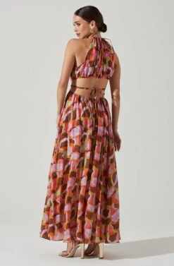 Sivana Halter Neck Geo Print Maxi Dress -Astr The Label Shop ACDR101690B REDBROWNMULTI 4
