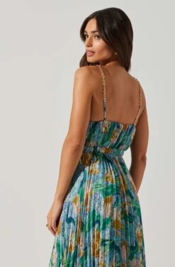 Loralee Pleated Floral Maxi Dress 14 Loralee Pleated Floral Maxi Dress -Astr The Label Shop ACDR101790 GREENFLORAL 3