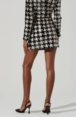 Darby Sequin Houndstooth Mini Skirt -Astr The Label Shop ACS9104 BLACKWHITE 3