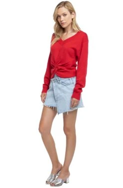 Twist Front V-Neck Sweater -Astr The Label Shop ACT13472 RED 02 14febd91 dfda 44d0 be6c 988960156289