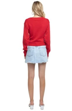 Twist Front V-Neck Sweater -Astr The Label Shop ACT13472 RED 03 e9f3bd79 2111 4ed1 814a cb45bd106d8d