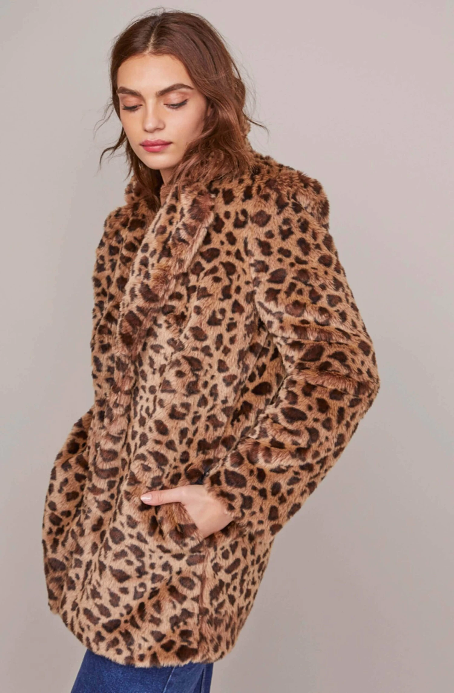 Inez Leopard Coat 6 Inez Leopard Coat - Image 4