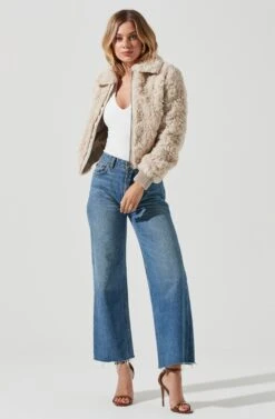Suzanne Faux Fur Jacket -Astr The Label Shop ACT15588C OATMEAL 3