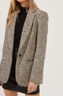 Harlow Houndstooth Oversized Blazer -Astr The Label Shop ACT16133B HAZELNUT BLACKHOUNDSTOOTH 4