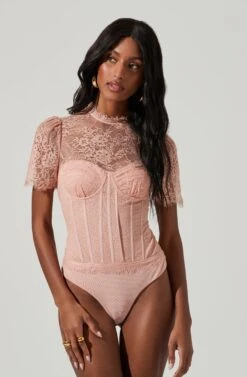 Lacie Bustier Short Sleeve Lace Bodysuit -Astr The Label Shop ACT16438 BLUSH 1132 6