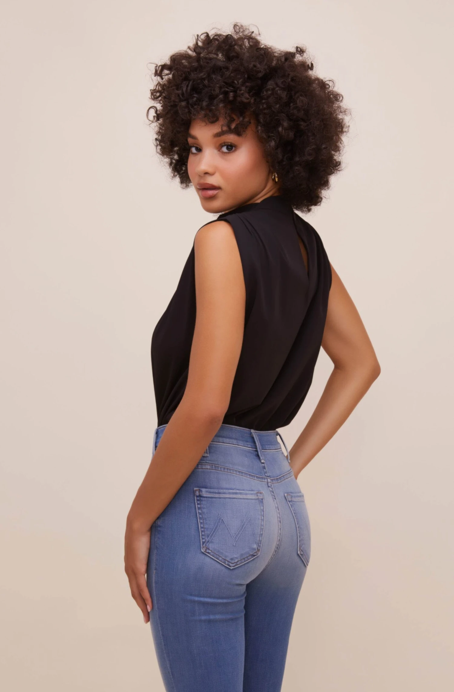 Remi Mock Neck Sleeveless Bodysuit 8 Remi Mock Neck Sleeveless Bodysuit - Image 6