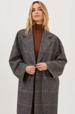 Evanston Plaid Oversized Coat -Astr The Label Shop ACT16842 BLACK GREYPLAID 3