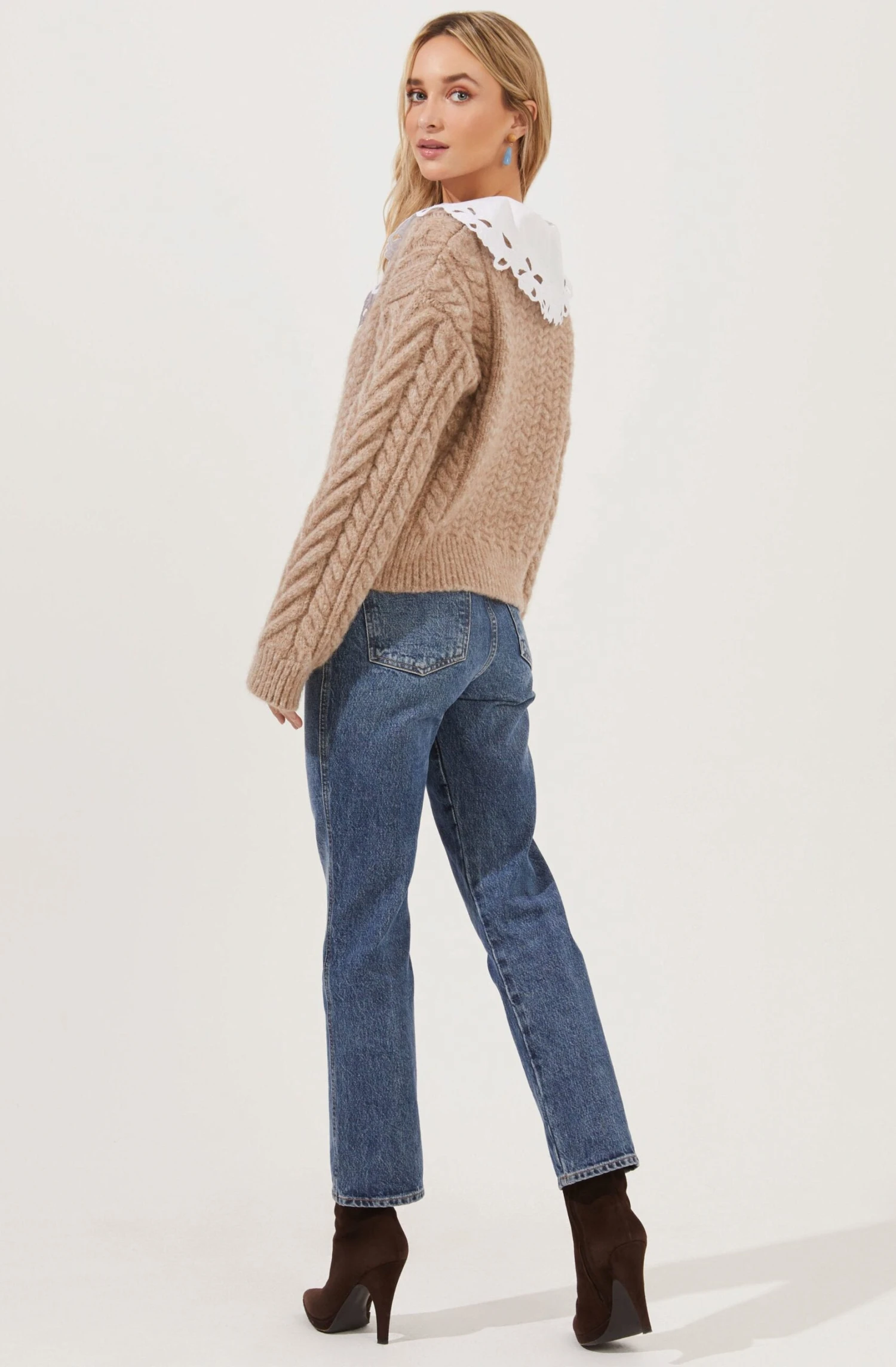 Pemberley Oversized Collar Cable Knit Cardigan 6 Pemberley Oversized Collar Cable Knit Cardigan - Image 4