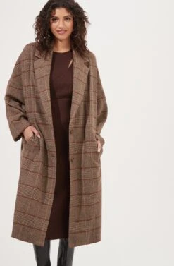 Dalary Plaid Oversized Coat