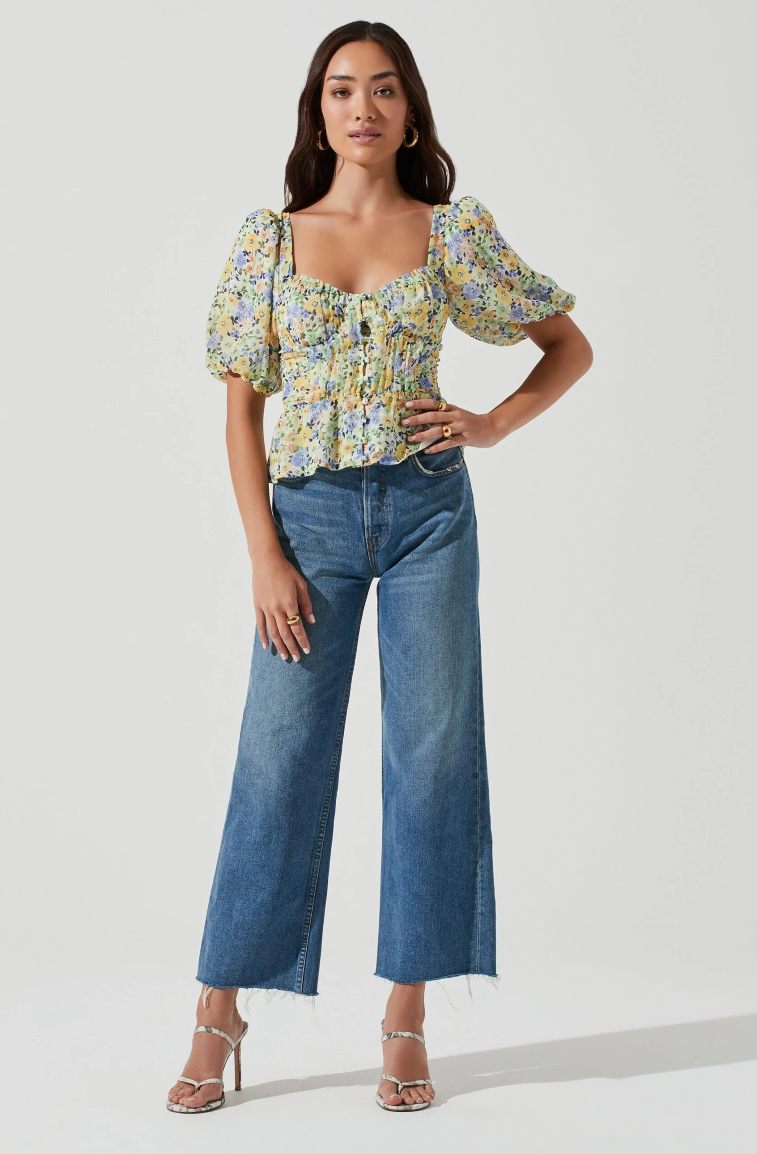 Clairemont Floral Puff Sleeve Peplum Top 6 Clairemont Floral Puff Sleeve Peplum Top - Image 4