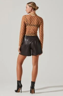 Wilma Faux Leather Shorts 19 Wilma Faux Leather Shorts -Astr The Label Shop ACT17338M MUSTARDCREAMGEO 5 e94da21f 224a 4c2c 8ec0 cbffea15c14b