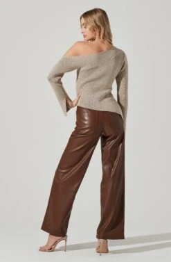 Aldari Asymmetrical Off Shoulder Sweater -Astr The Label Shop ACT17433B TAUPESILVER 6