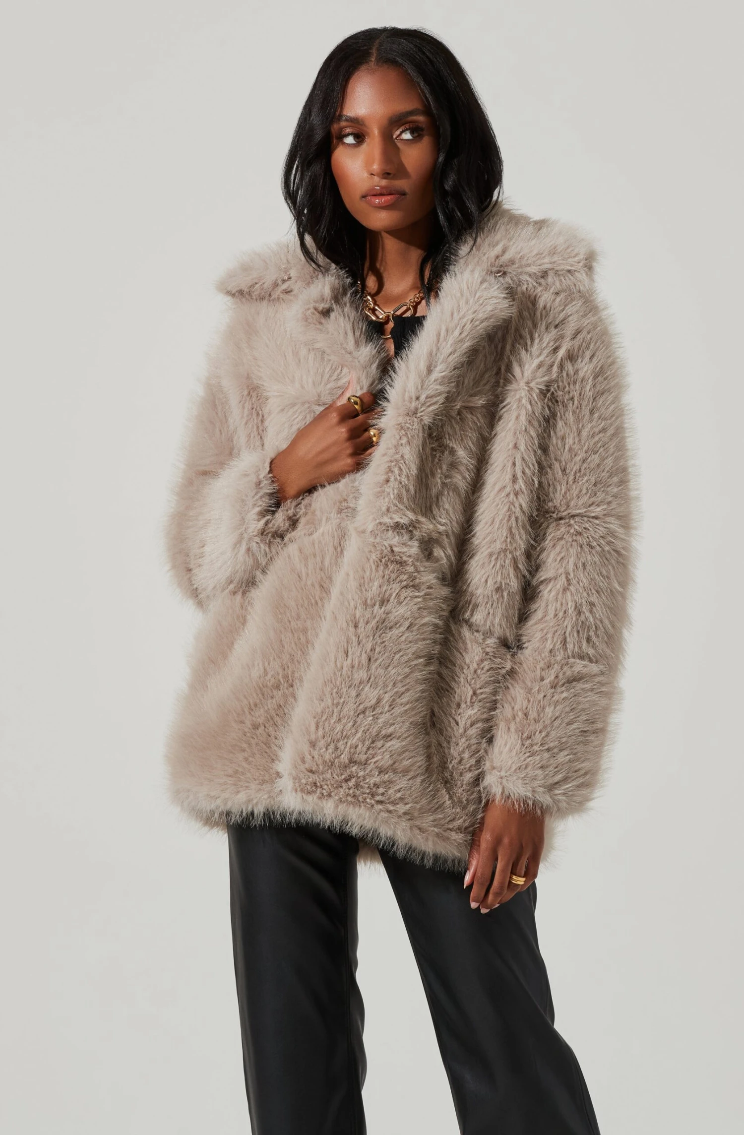 Hadley Faux Fur Coat 13 Hadley Faux Fur Coat - Image 11