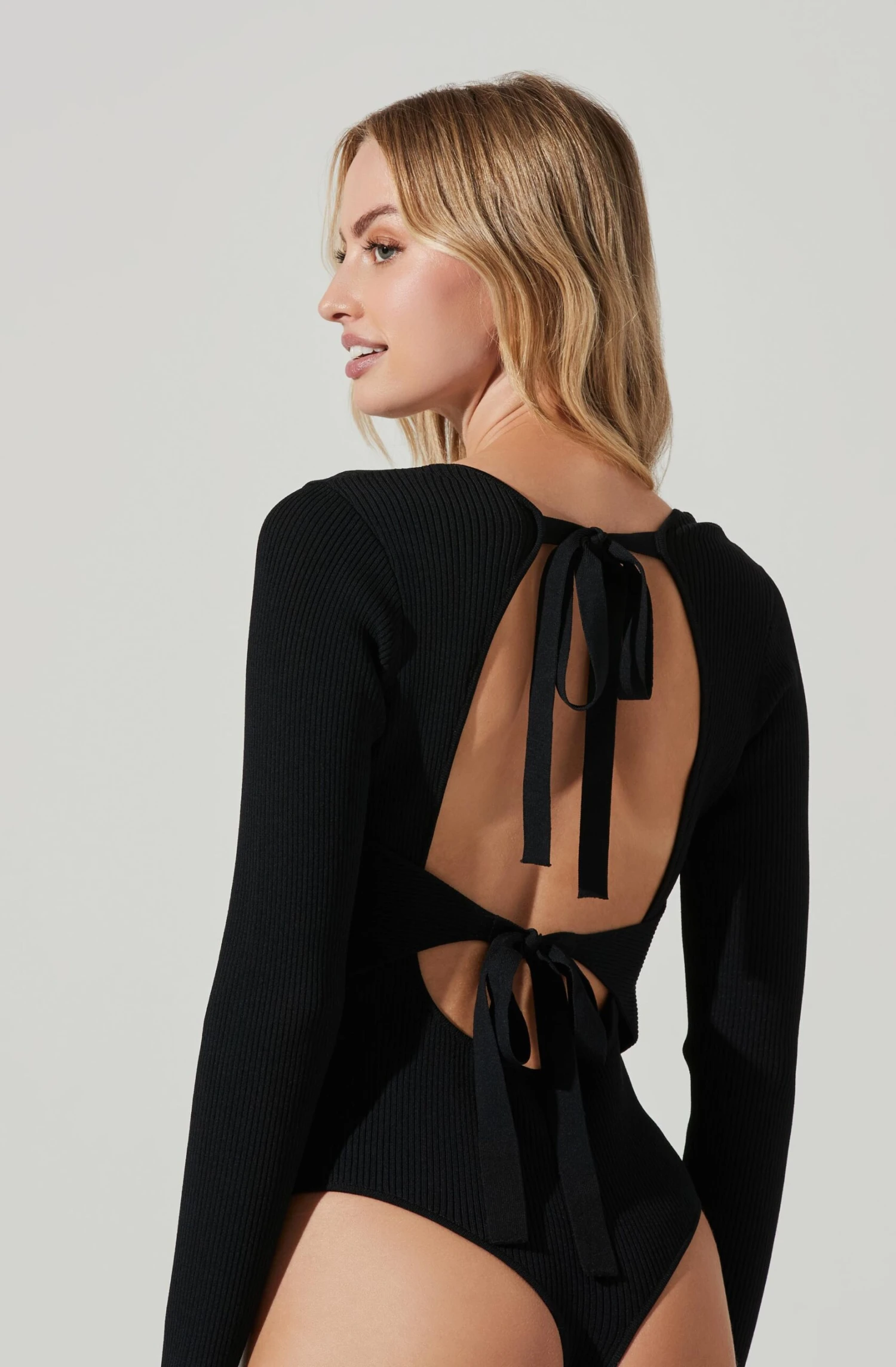 Farren Strappy Back Long Sleeve Bodysuit 5 Farren Strappy Back Long Sleeve Bodysuit - Image 3
