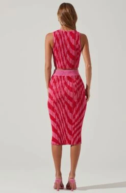 Alana Ribbed Knit Sleeveless Sweater -Astr The Label Shop ACT17596 PINKRED 4