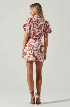 Tamela Collared Short Sleeve Crop Top 10 Tamela Collared Short Sleeve Crop Top -Astr The Label Shop ACT17696 BROWNPINKGEO 6