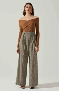 Zayla Off The Shoulder Sweater -Astr The Label Shop ACT17825 BROWN 1