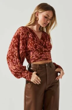 Pernilla Pleated Floral Puff Sleeve Top -Astr The Label Shop ACT17858C RUSTFLORAL 3