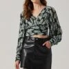 Pernilla Pleated Floral Puff Sleeve Top 2 Pernilla Pleated Floral Puff Sleeve Top -Astr The Label Shop ACT17858 BLACKFLORAL 3