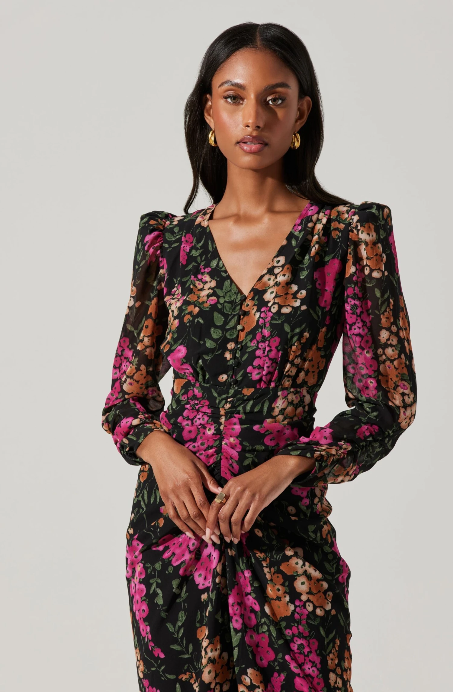 Floral Plunge Ruched Long Sleeve Midi Dress 6 Floral Plunge Ruched Long Sleeve Midi Dress - Image 4