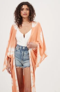 Senara Cover Up 9 Senara Cover Up -Astr The Label Shop AMB S15668 LIGHTCLAY 3