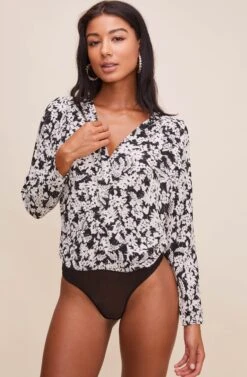 Drape Front Long Sleeve Bodysuit 25 Drape Front Long Sleeve Bodysuit -Astr The Label Shop AT15181 003 BLACKIVORYFLORAL 8