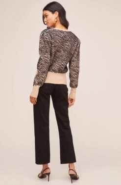 Tiger Pullover Sweater -Astr The Label Shop AT15617 TAUPE 4