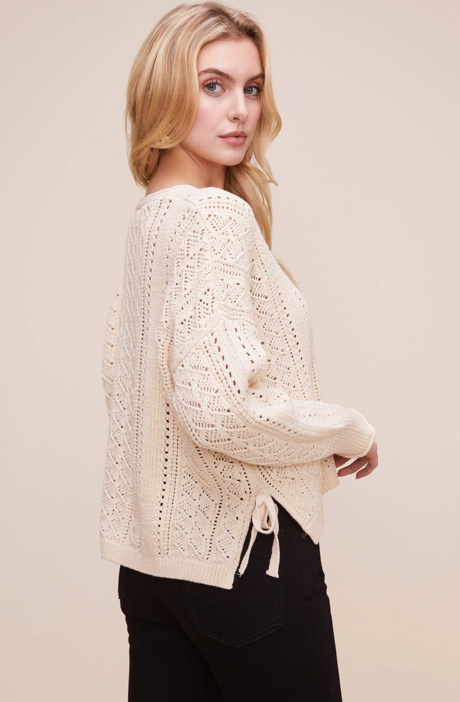 Open Weave V Neck Sweater 9 Open Weave V Neck Sweater - Image 7