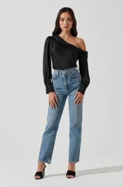 Ellen Draped Off Shoulder Long Sleeve Top 36 Ellen Draped Off Shoulder Long Sleeve Top -Astr The Label Shop AT17044 BLACK 1249 2