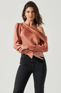 Ellen Draped Off Shoulder Long Sleeve Top 24 Ellen Draped Off Shoulder Long Sleeve Top -Astr The Label Shop AT17044 RUST 1017 1