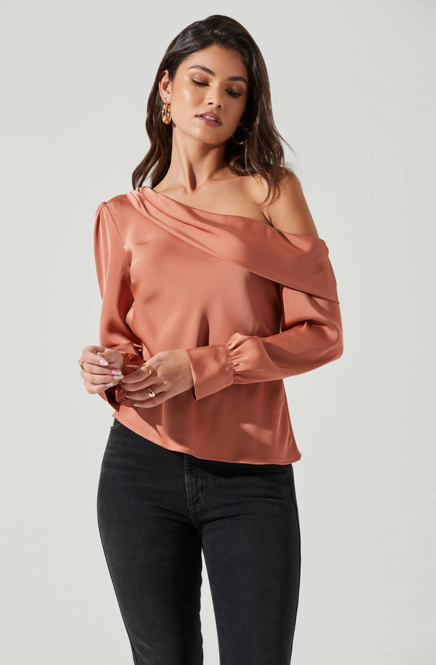 Ellen Draped Off Shoulder Long Sleeve Top 6 Ellen Draped Off Shoulder Long Sleeve Top - Image 4