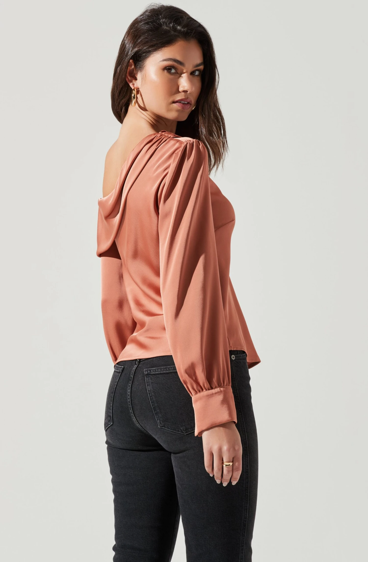 Ellen Draped Off Shoulder Long Sleeve Top 8 Ellen Draped Off Shoulder Long Sleeve Top - Image 6