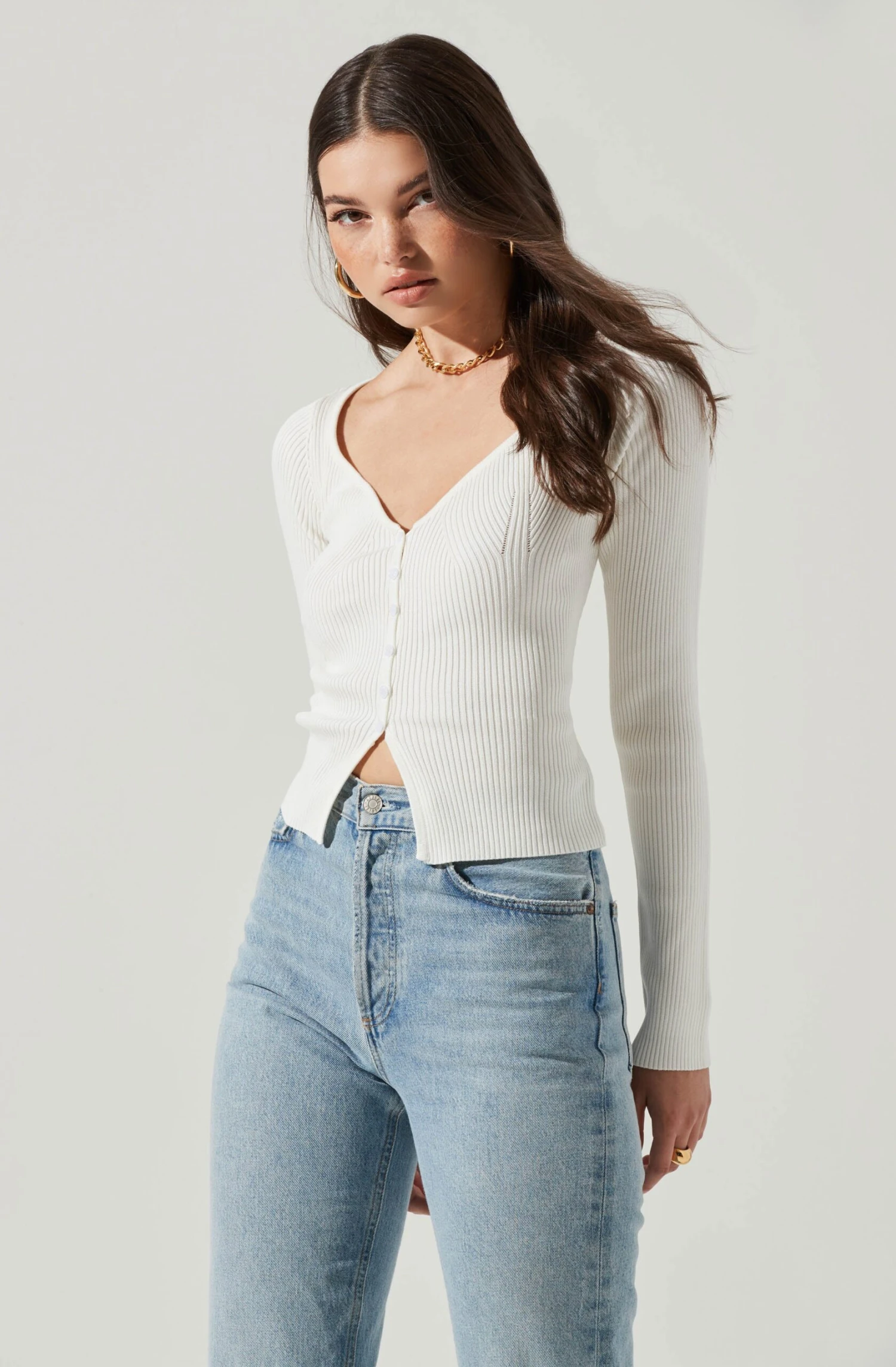 Long Sleeve V Neck Cardigan 11 Long Sleeve V Neck Cardigan - Image 9