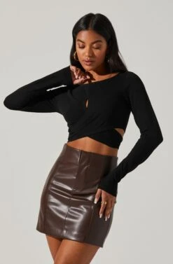 Criss Cross Ballet Crop Top