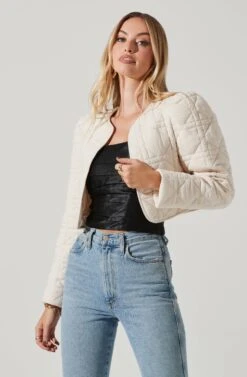 Lucia Quilted Cropped Puff Sleeve Jacket 17 Lucia Quilted Cropped Puff Sleeve Jacket -Astr The Label Shop AT17627 OFFWHITE 3
