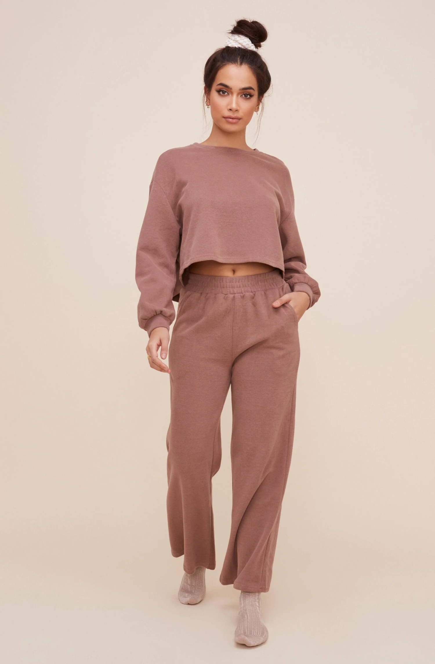 Knit Sweater And Pants Lounge Set 7 Knit Sweater And Pants Lounge Set - Image 5