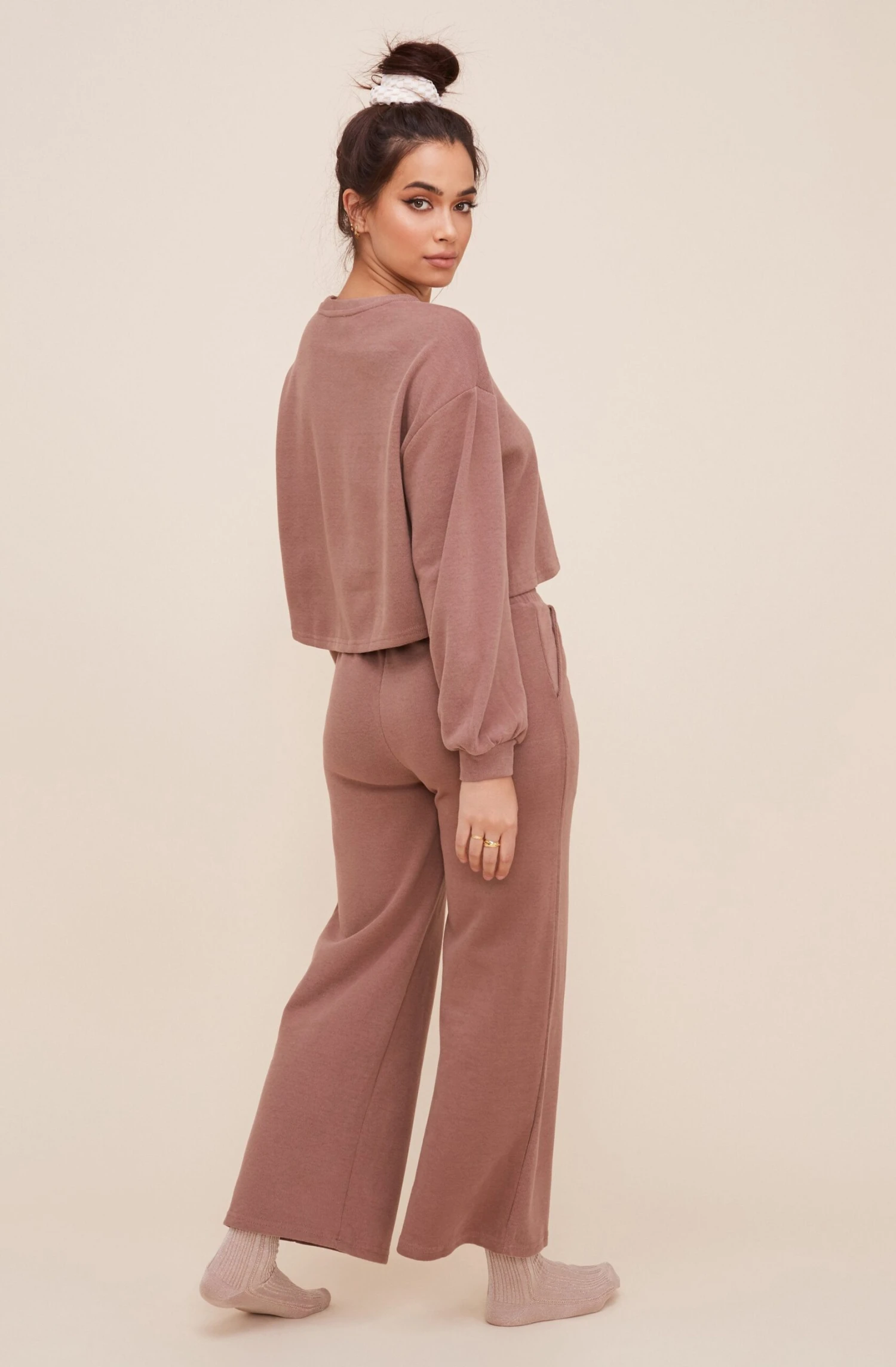 Knit Sweater And Pants Lounge Set 10 Knit Sweater And Pants Lounge Set - Image 8