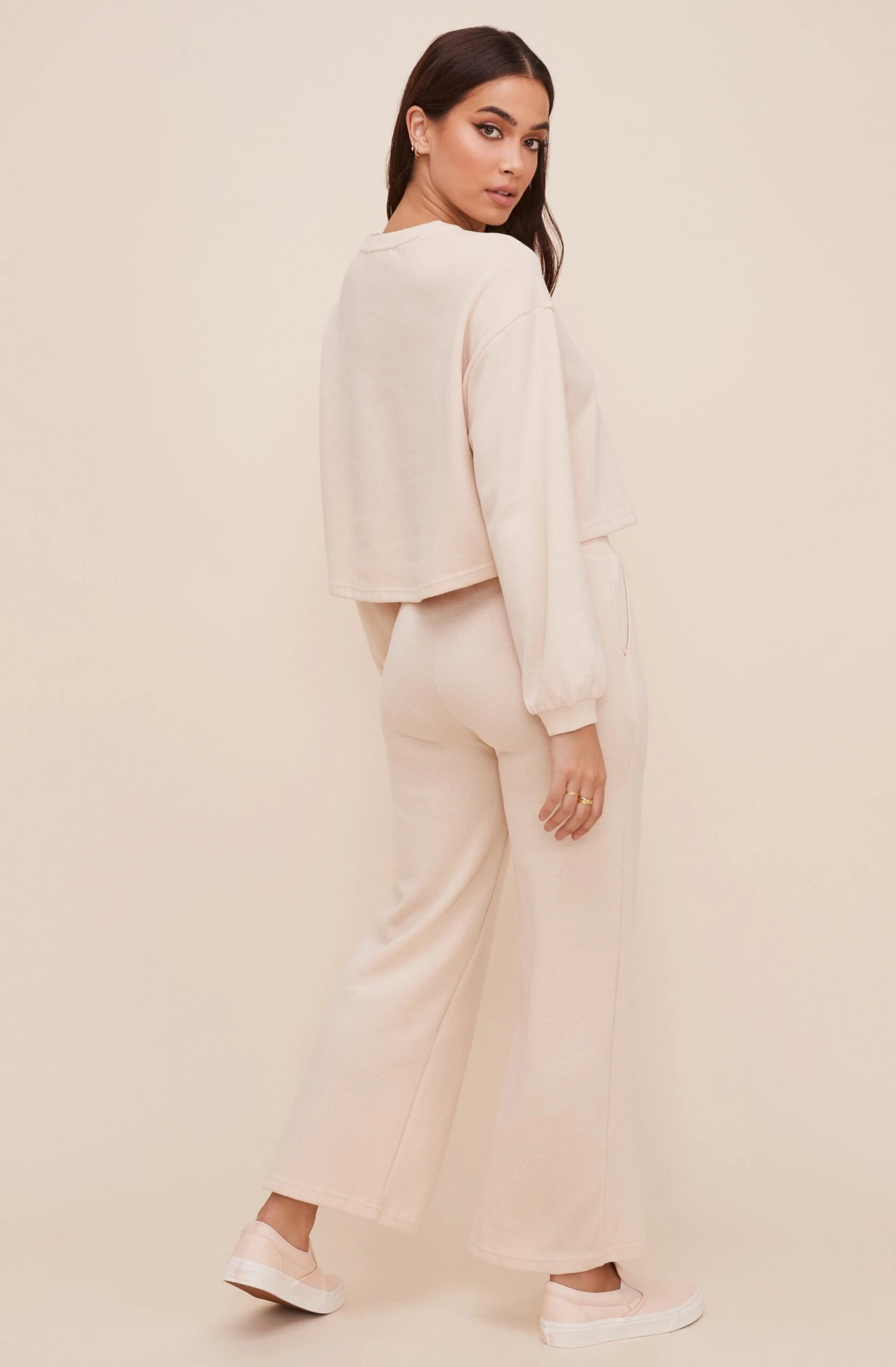 Knit Sweater And Pants Lounge Set 6 Knit Sweater And Pants Lounge Set - Image 4