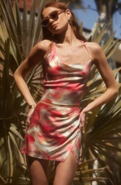 Triana Abstract Print Halter Crop Top 11 Triana Abstract Print Halter Crop Top -Astr The Label Shop MAY MathchingSets 3